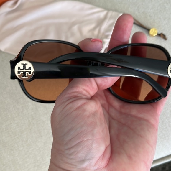 Tory Burch sunglasses - Picture 3 of 7